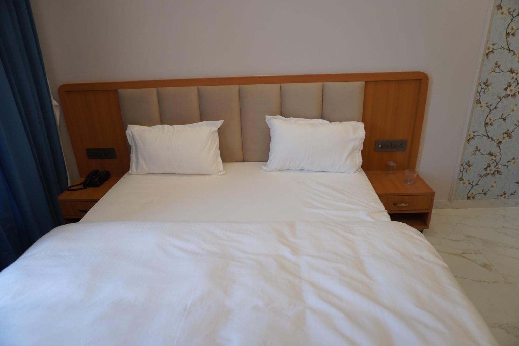 Hotel Heera Palace Khātu 외부 사진