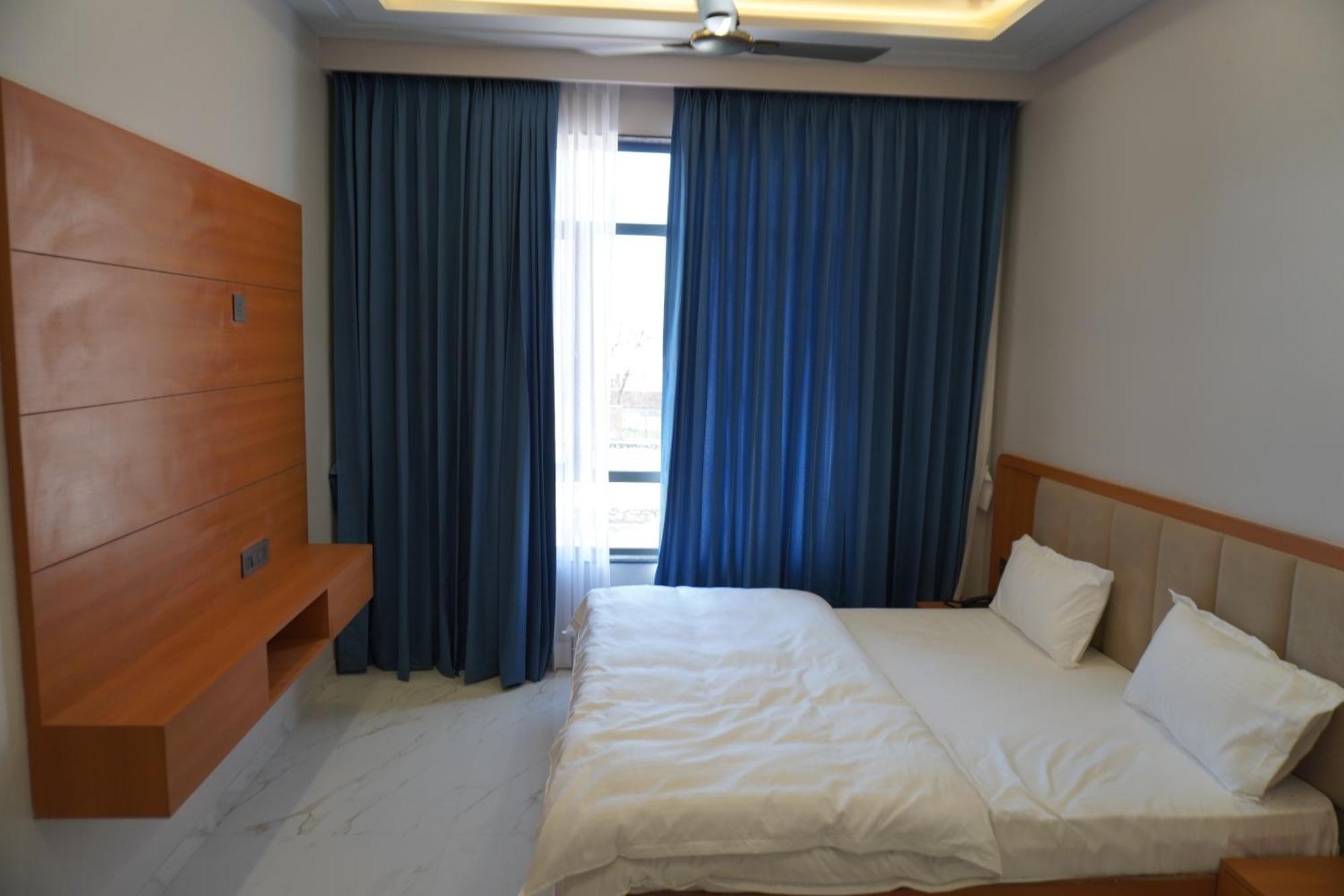 Hotel Heera Palace Khātu 외부 사진